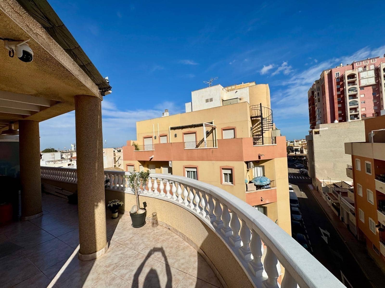 1 soverom Penthouse til salgs i Torrevieja - € 135 260 (Ref: 9398484)