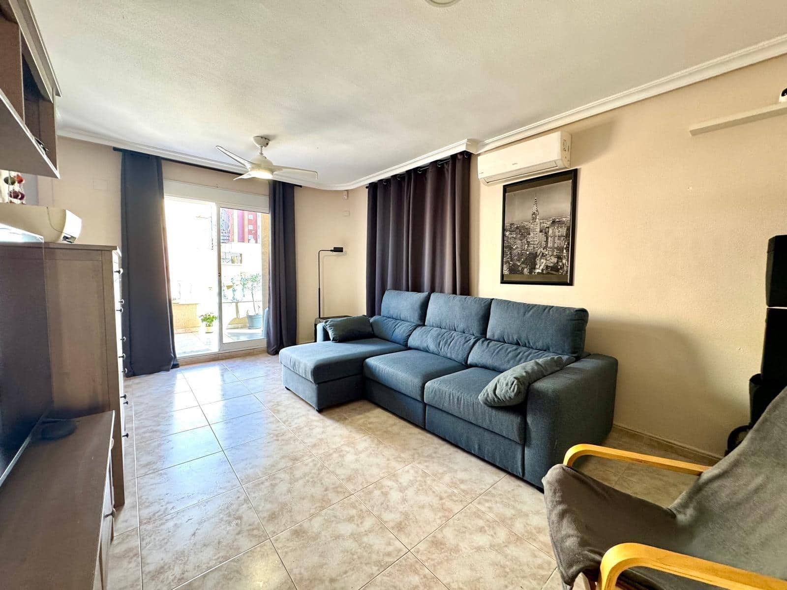 1 soverom Penthouse til salgs i Torrevieja - € 135 260 (Ref: 9398484)