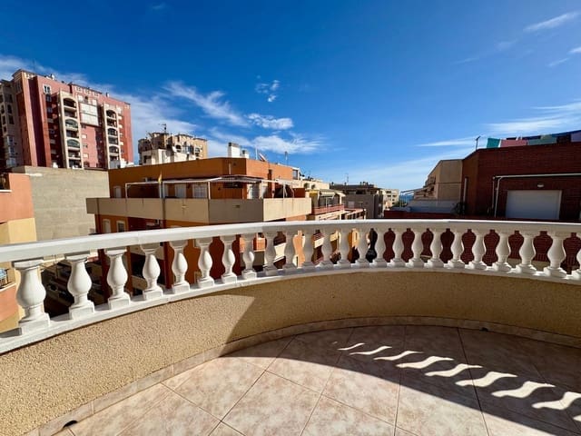 1 soveværelse Penthouse til salg i Playa de los Locos, Torrevieja - € 135.260 (Ref: 9398484)
