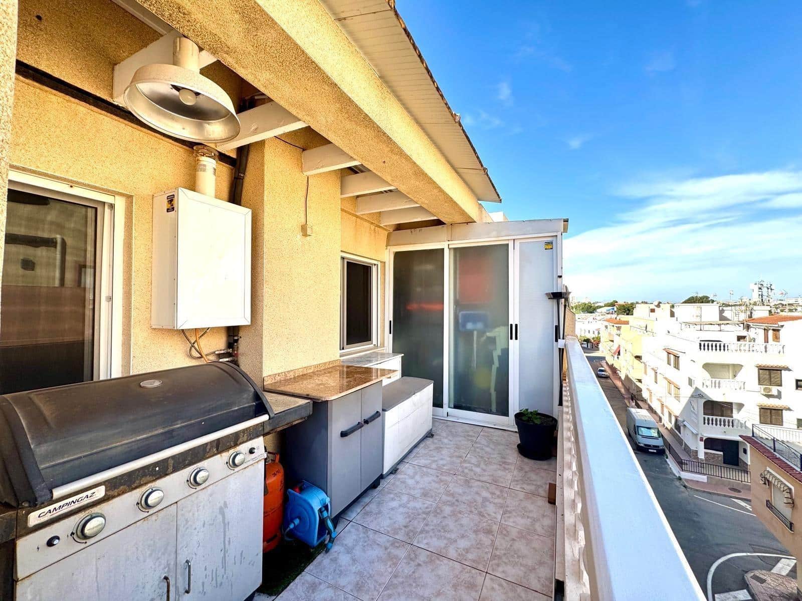 1 soverom Penthouse til salgs i Torrevieja - € 135 260 (Ref: 9398484)