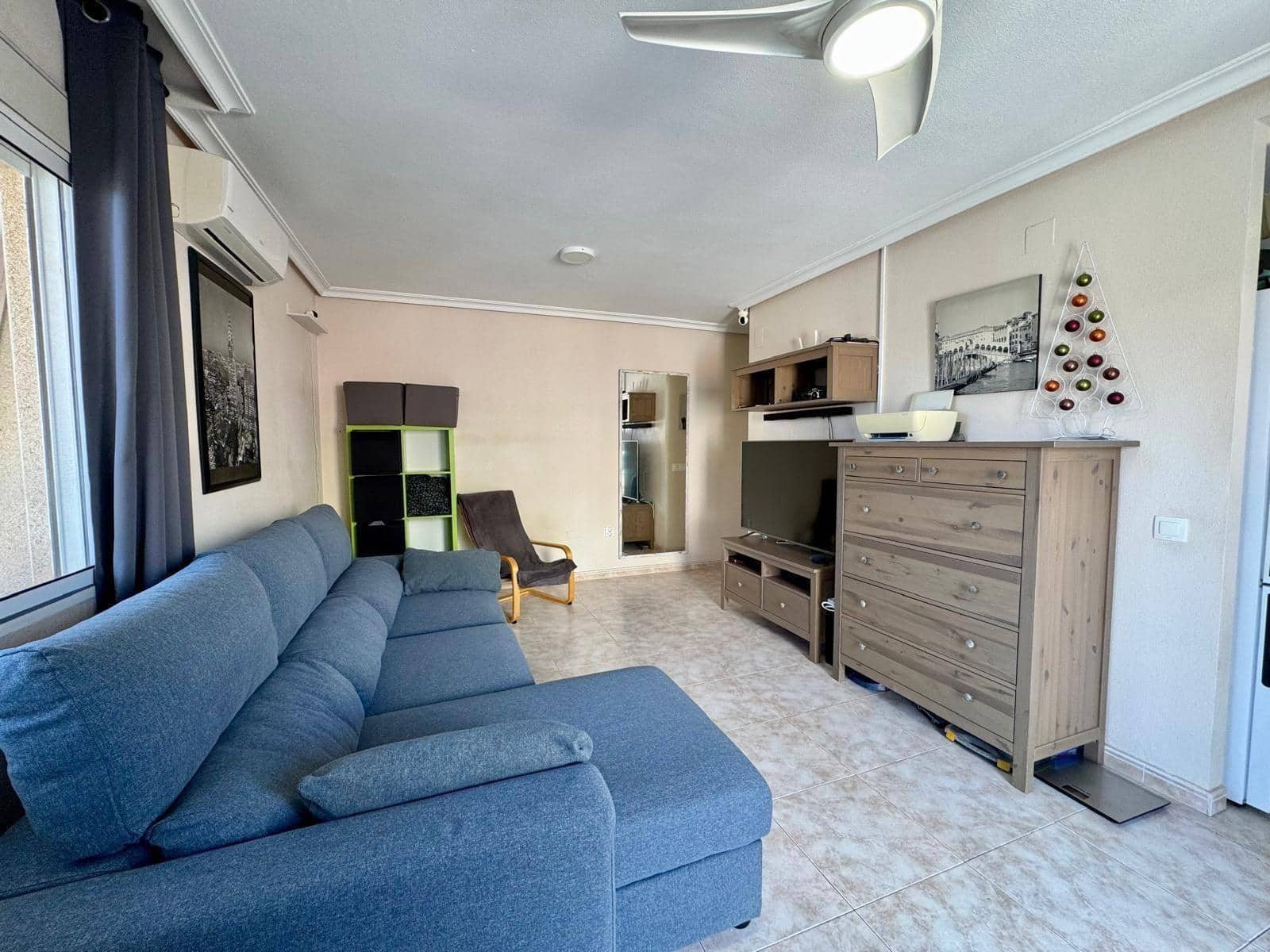 1 soverom Penthouse til salgs i Torrevieja - € 135 260 (Ref: 9398484)