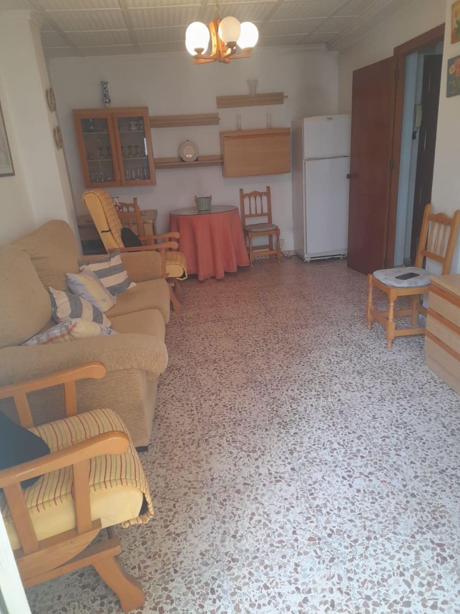 3 quarto Apartamento para venda em Torrevieja - 155 000 € (Ref: 9398487)