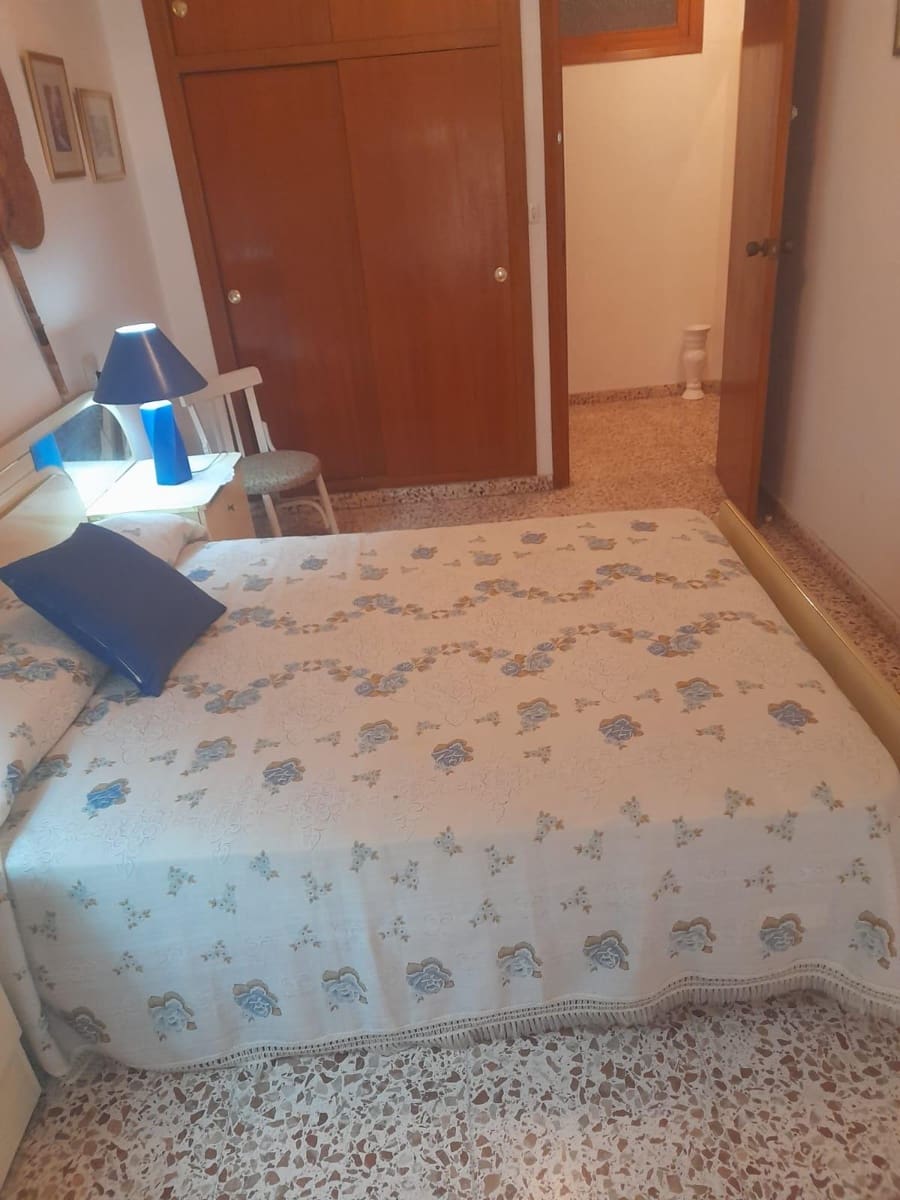 3 quarto Apartamento para venda em Torrevieja - 155 000 € (Ref: 9398487)