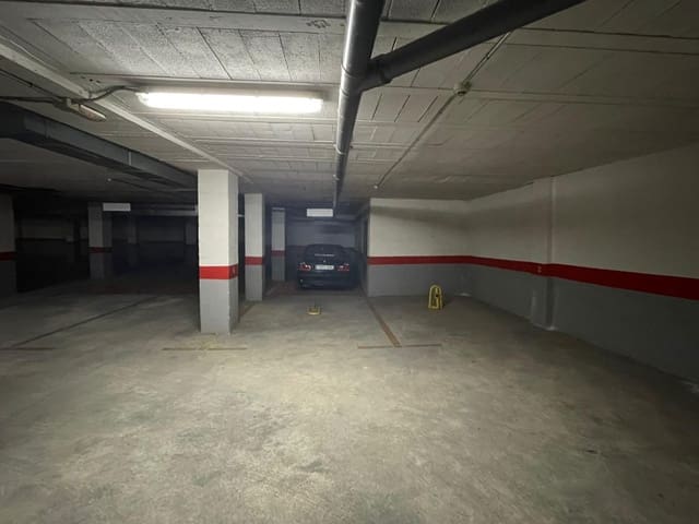 Garage te koop in Playa del Cura, Torrevieja - € 17.000 (Ref: 9401041)