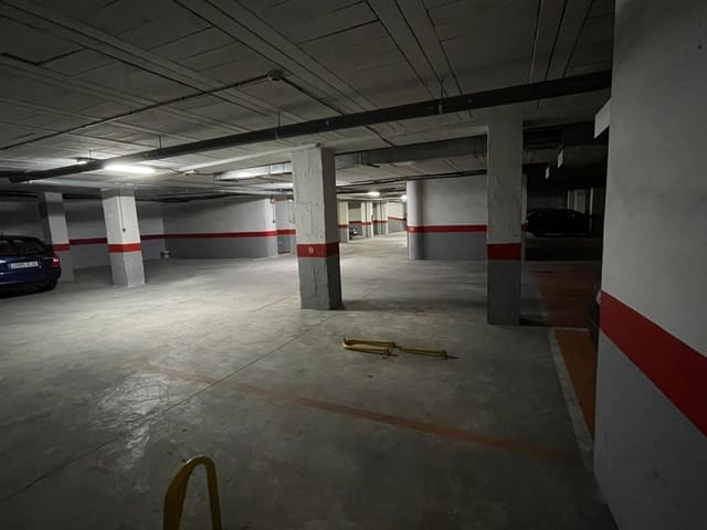 Garage te koop in Playa del Cura, Torrevieja - € 17.000 (Ref: 9401041)