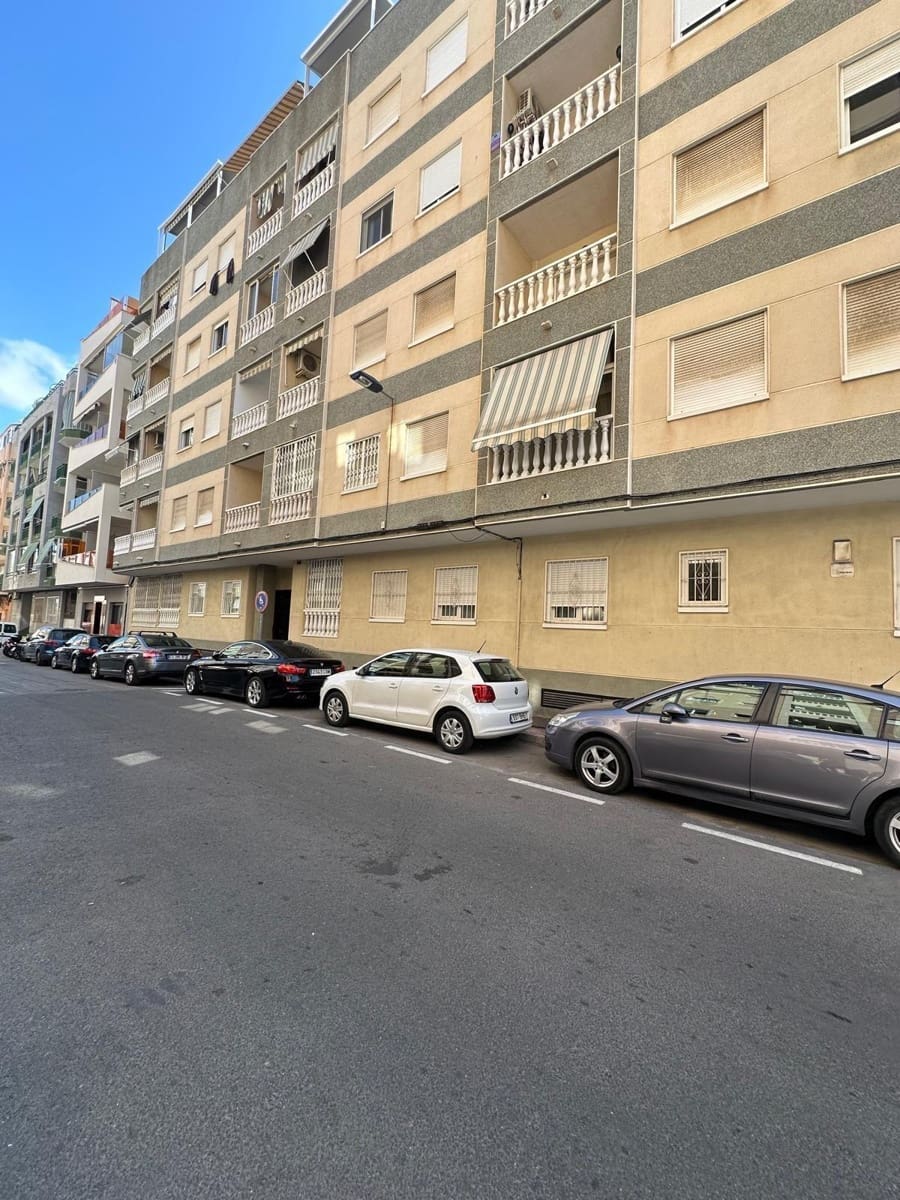 2 camera da letto Appartamento in vendita in Torrevieja - 139.900 € (Rif: 9403386)