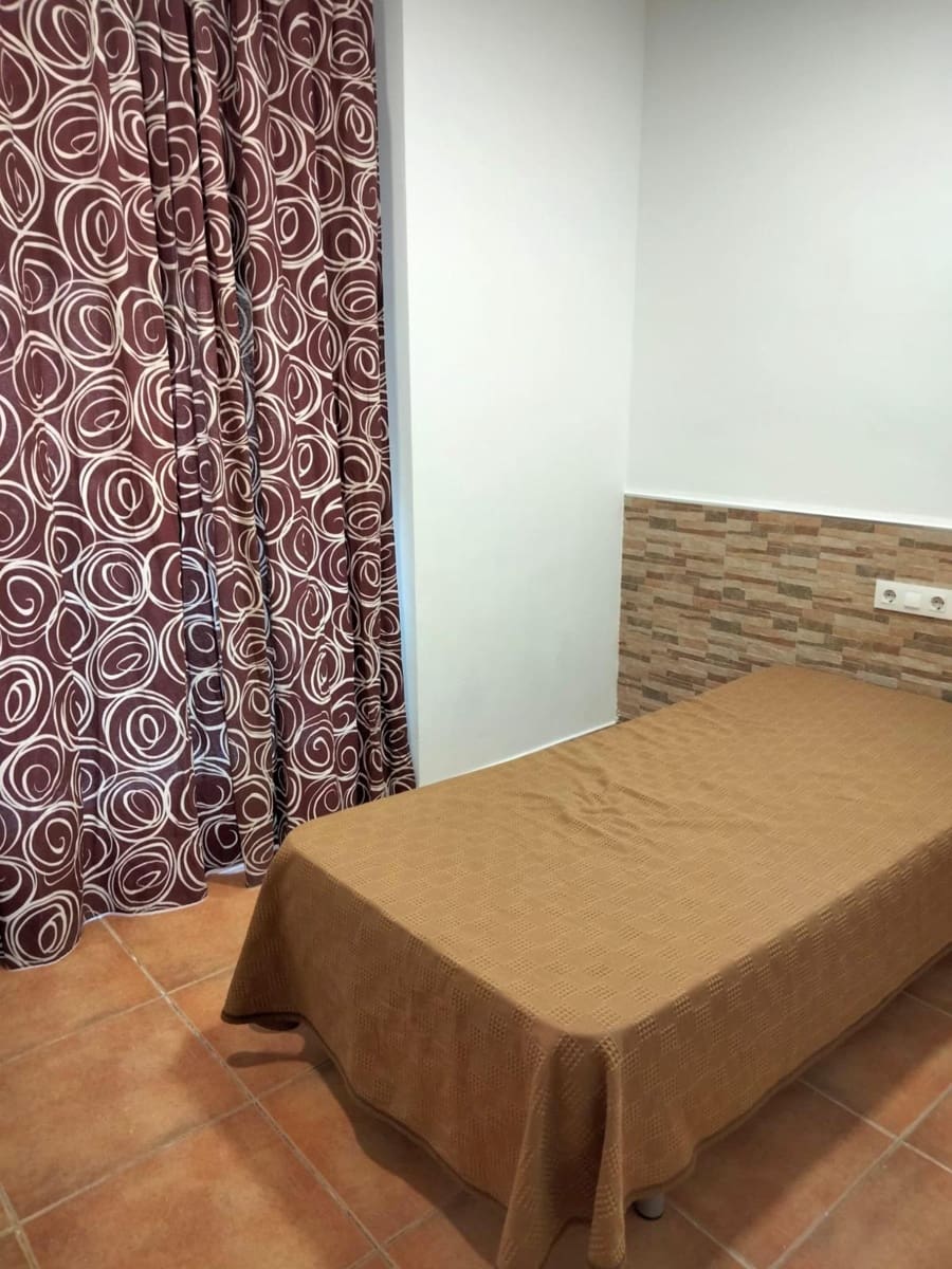 21 quarto Apartamento para venda em Alicante cidade - 1 295 000 € (Ref: 9404433)