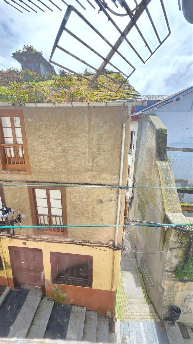 10 slaapkamer Appartement te koop in Luarca - € 99.500 (Ref: 9404434)