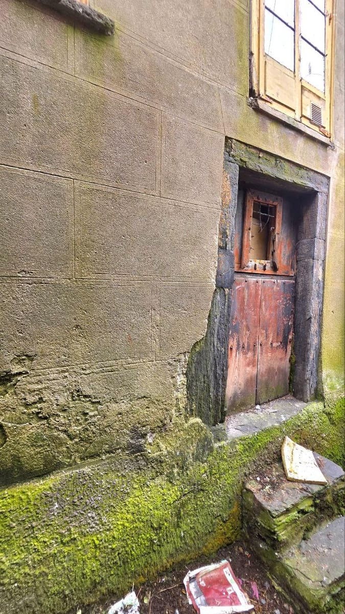 10 slaapkamer Appartement te koop in Luarca - € 99.500 (Ref: 9404434)