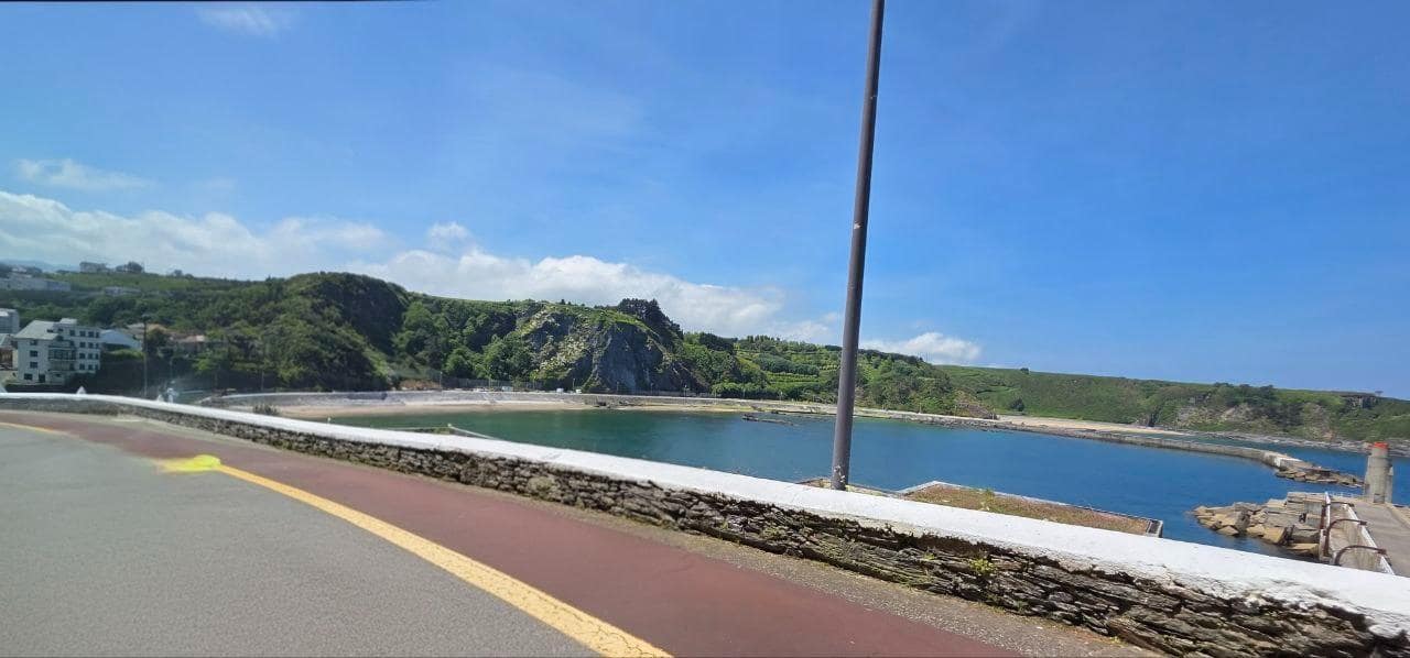 10 slaapkamer Appartement te koop in Luarca - € 99.500 (Ref: 9404434)