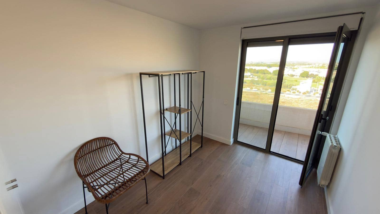 Ático de 3 habitaciones en Alicante / Alacant ciudad en venta con piscina garaje - 975.000 € (Ref: 9406853)