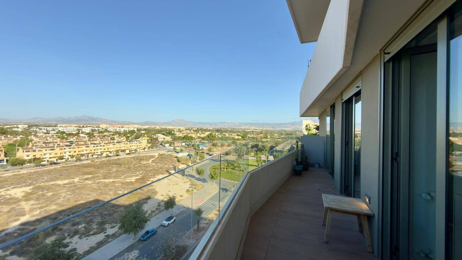 Ático de 3 habitaciones en Alicante / Alacant ciudad en venta con piscina garaje - 975.000 € (Ref: 9406853)