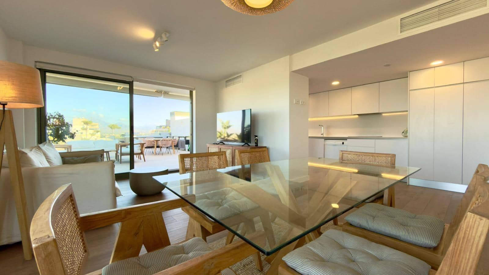 Ático de 3 habitaciones en Alicante / Alacant ciudad en venta con piscina garaje - 975.000 € (Ref: 9406853)