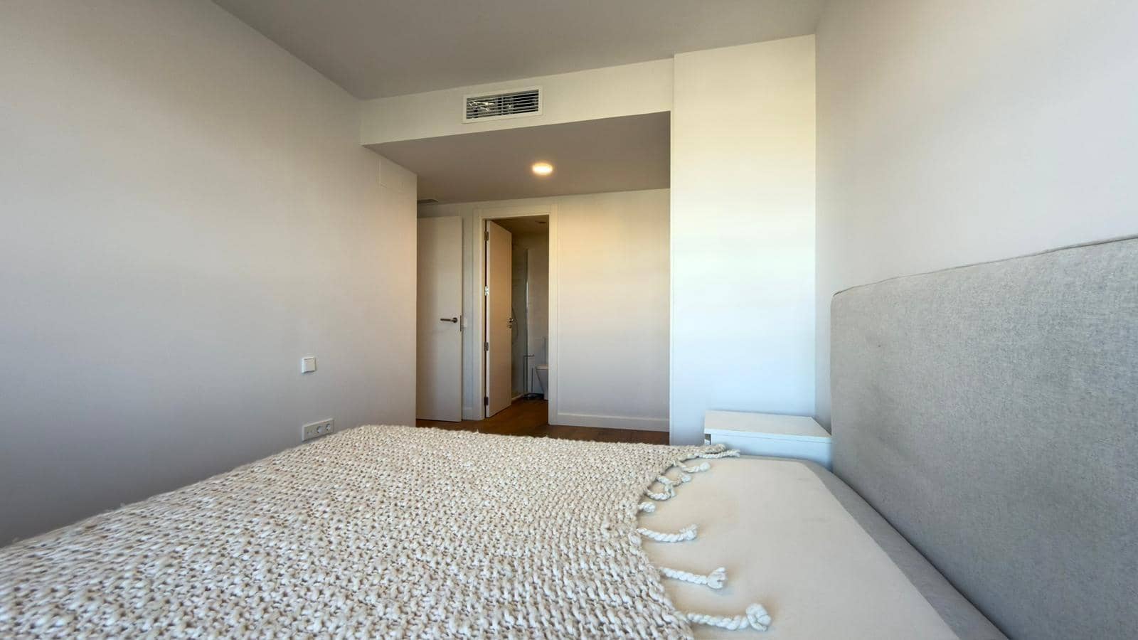 3 bedroom Penthouse for sale in Alicante / Alacant city with pool garage - € 975,000 (Ref: 9406853)