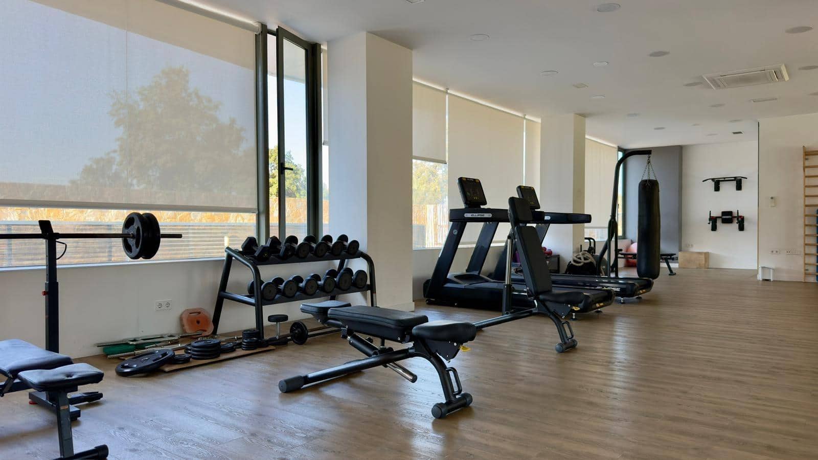 3 bedroom Penthouse for sale in Alicante / Alacant city with pool garage - € 975,000 (Ref: 9406853)