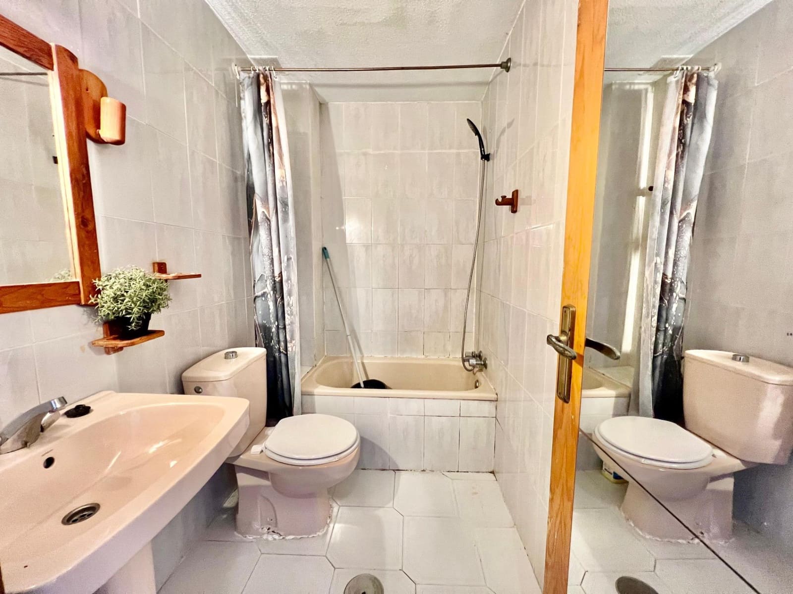 Estudio en Torrevieja en venta - 69.900 € (Ref: 9406857)