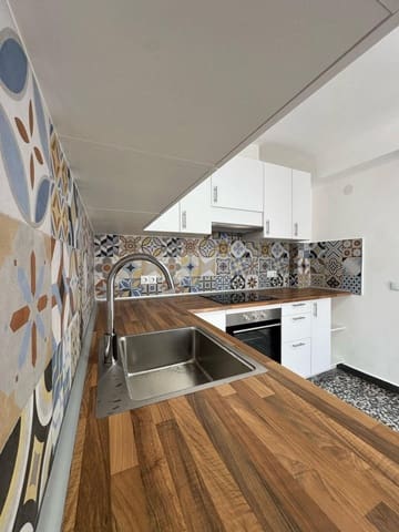 Apartamento de 3 habitaciones en Centro, Torrevieja en venta - 186.000 € (Ref: 9406862)