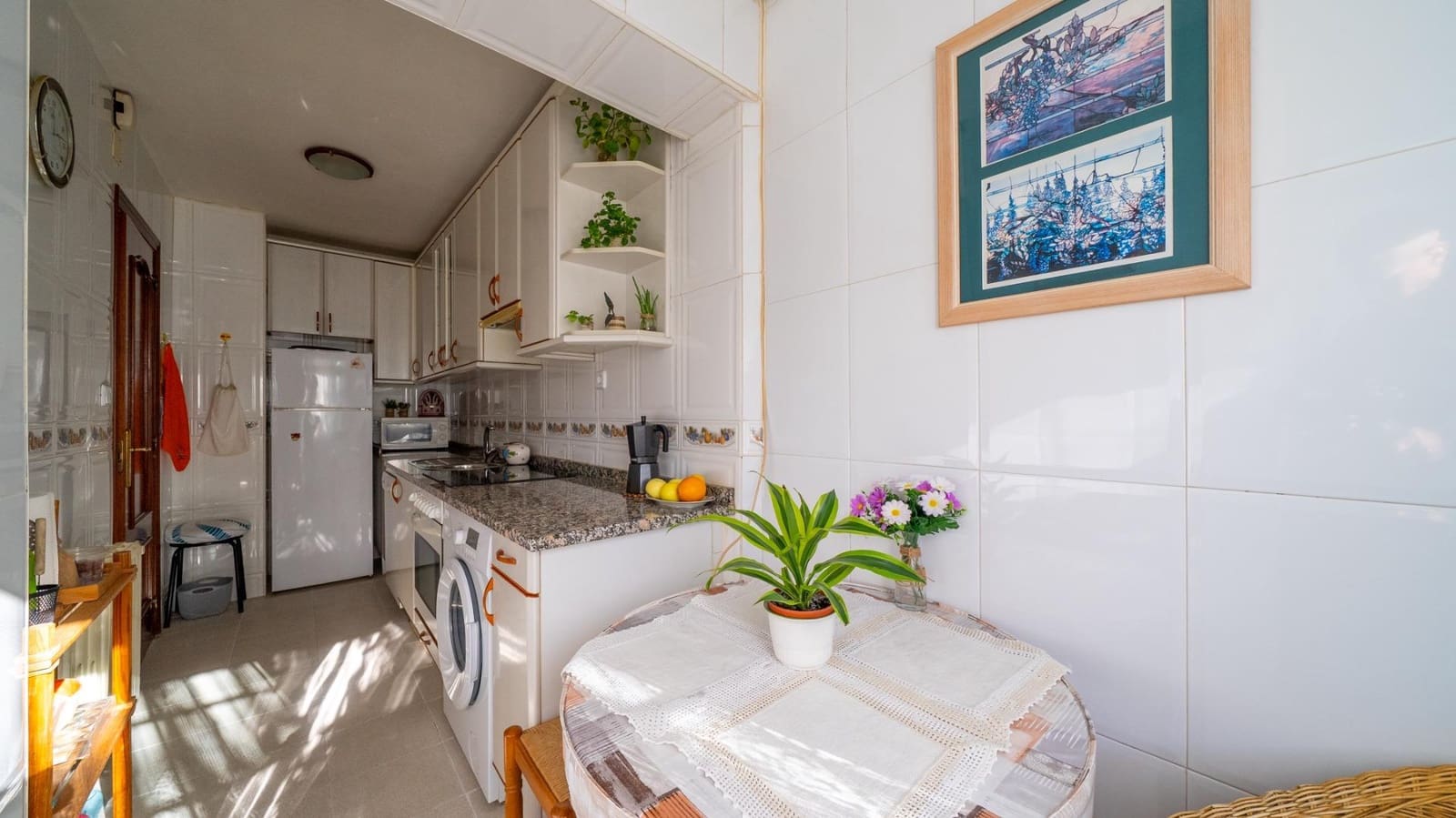 3 bedroom Flat for sale in Madrid city - € 385,000 (Ref: 9406863)