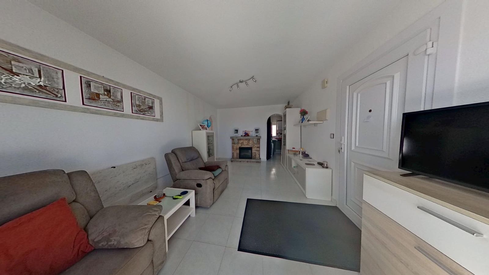 3 makuuhuone Bungalow myytävänä paikassa Orihuela Costa mukana uima-altaan - 185 900 € (Ref: 9407964)