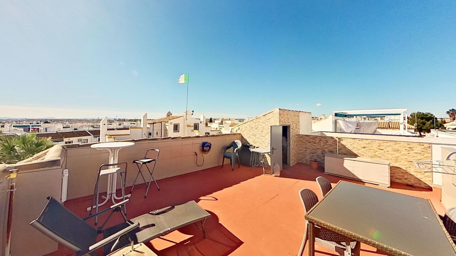 3 makuuhuone Bungalow myytävänä paikassa Orihuela Costa mukana uima-altaan - 185 900 € (Ref: 9407964)