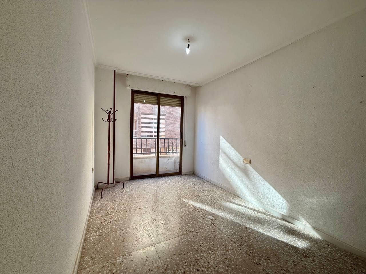 3 Zimmer Apartment zu verkaufen in Torrevieja - 189.900 € (Ref: 9414096)