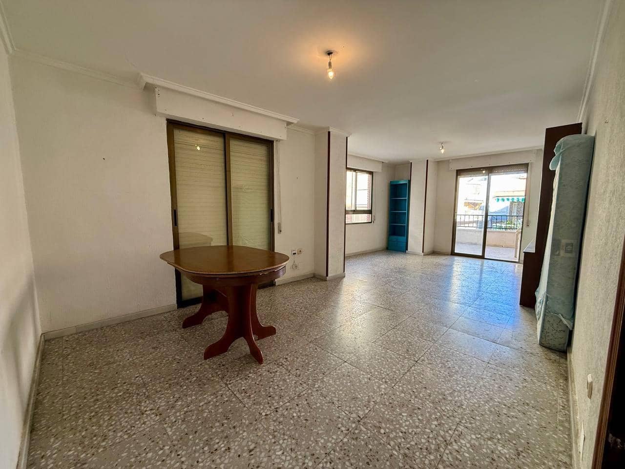 3 Zimmer Apartment zu verkaufen in Torrevieja - 189.900 € (Ref: 9414096)