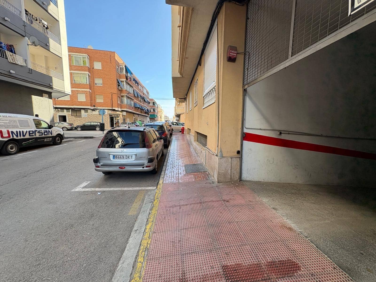 Garage til salg i Torrevieja - € 7.500 (Ref: 9415928)