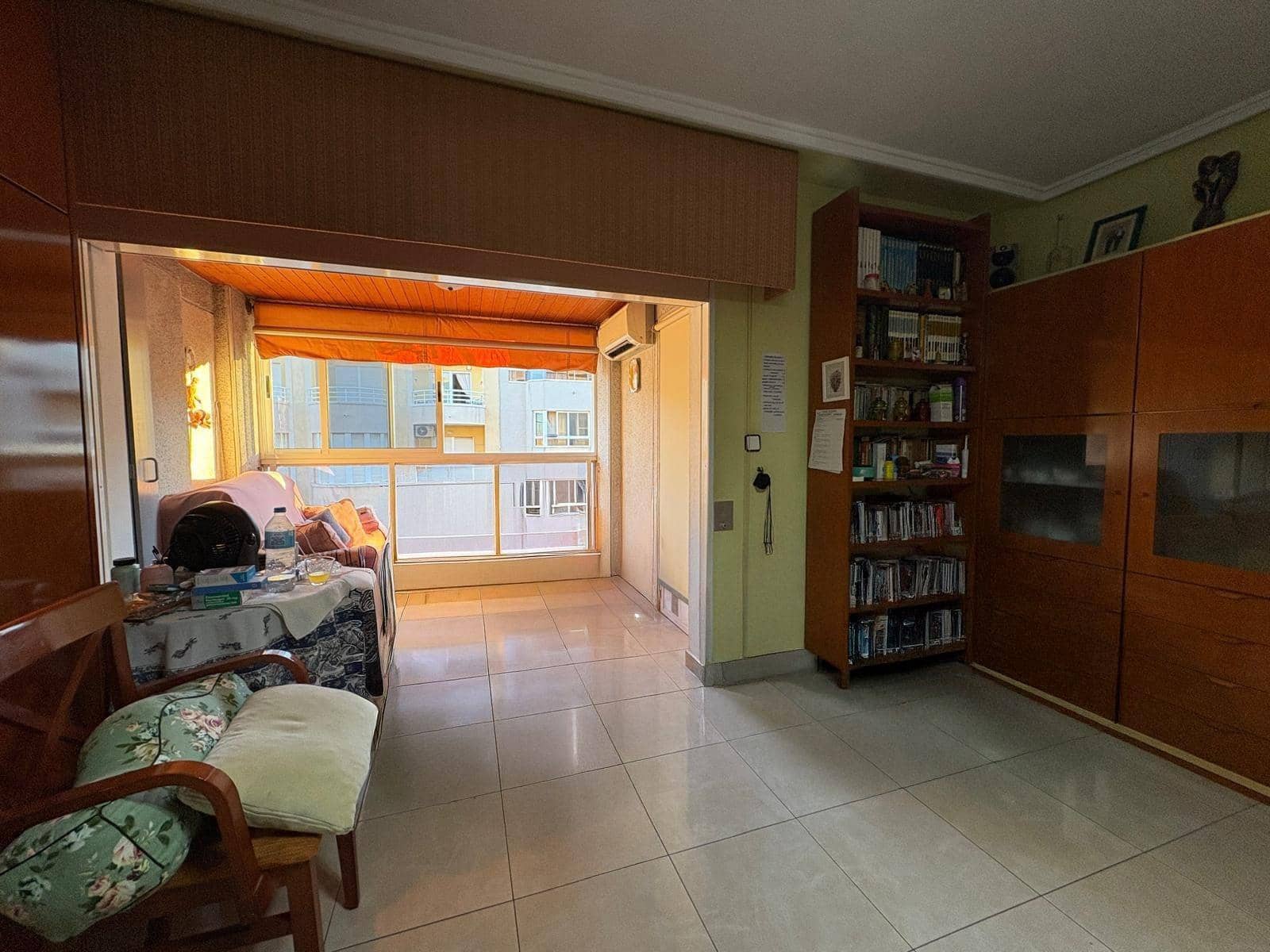 2 Zimmer Apartment zu verkaufen in Torrevieja mit Pool - 159.900 € (Ref: 9415929)