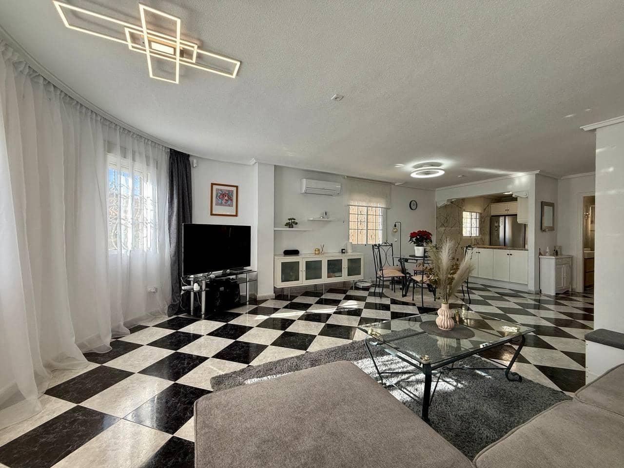 4 camera da letto Villa in vendita in Playa Flamenca con piscina garage - 419.000 € (Rif: 9419757)