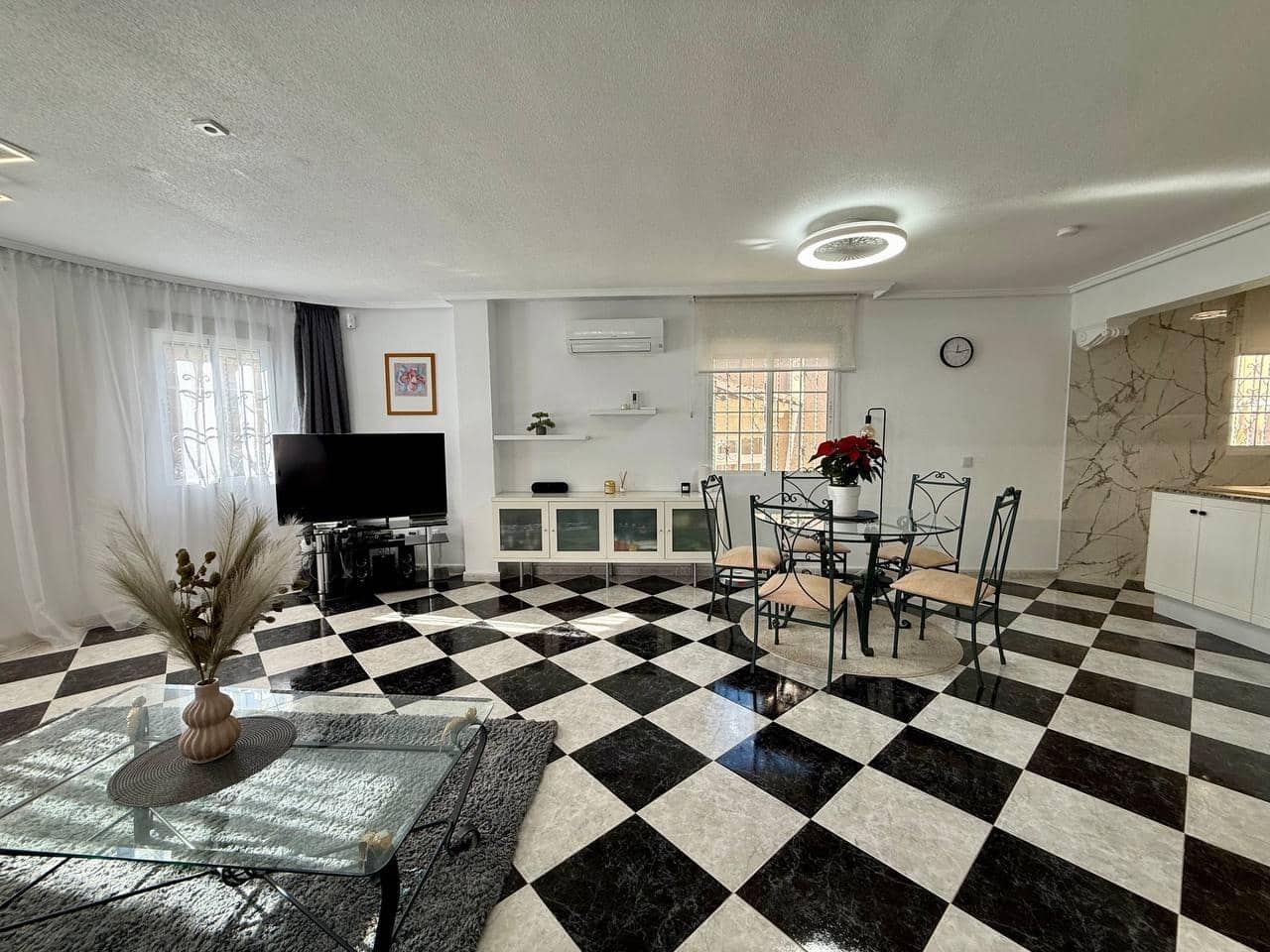 4 camera da letto Villa in vendita in Playa Flamenca con piscina garage - 419.000 € (Rif: 9419757)