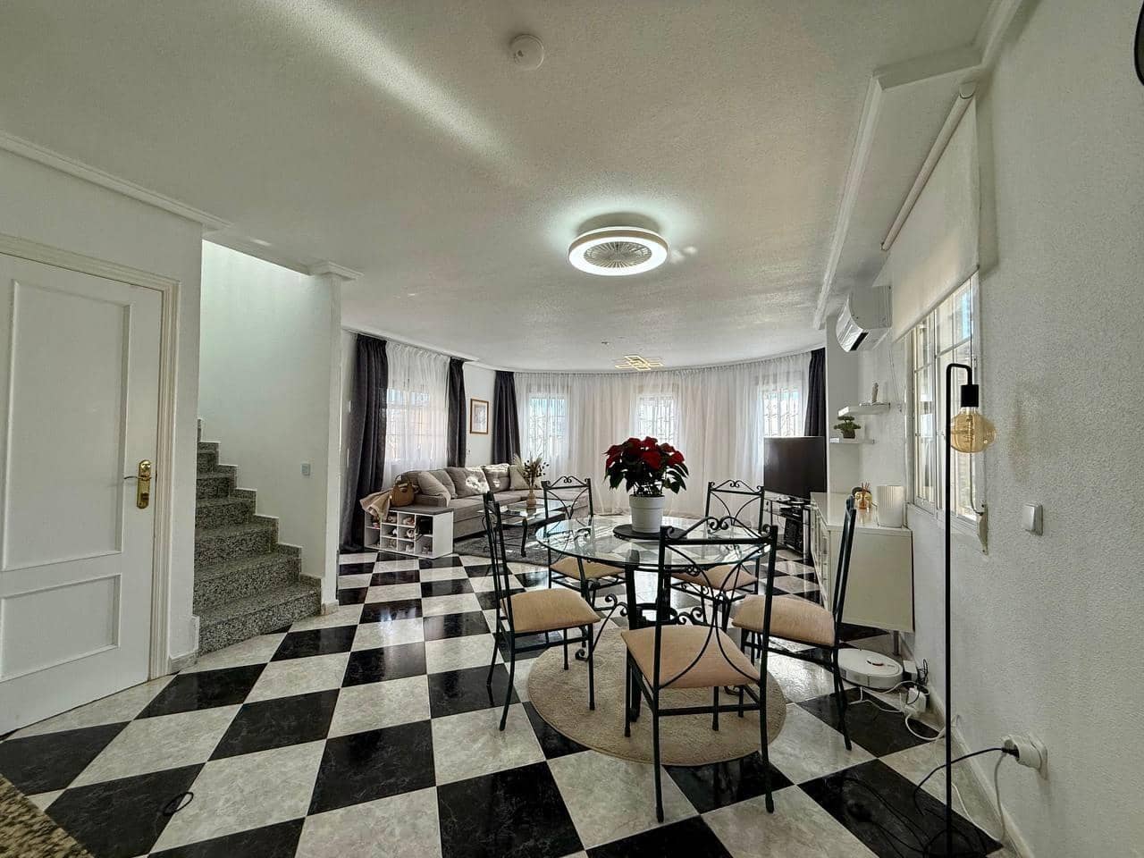 4 camera da letto Villa in vendita in Playa Flamenca con piscina garage - 419.000 € (Rif: 9419757)