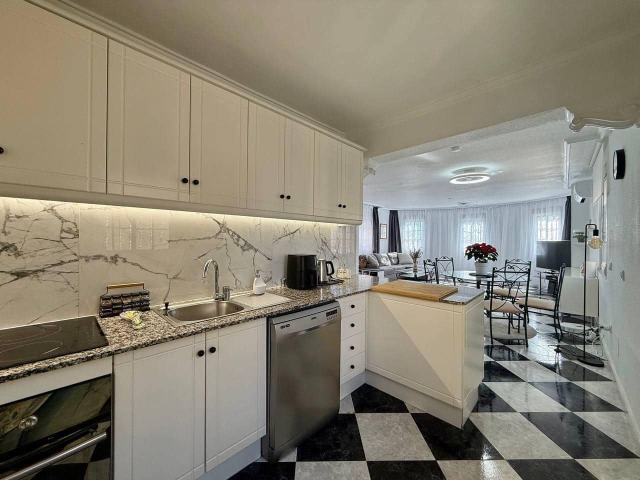 4 camera da letto Villa in vendita in Playa Flamenca con piscina garage - 419.000 € (Rif: 9419757)