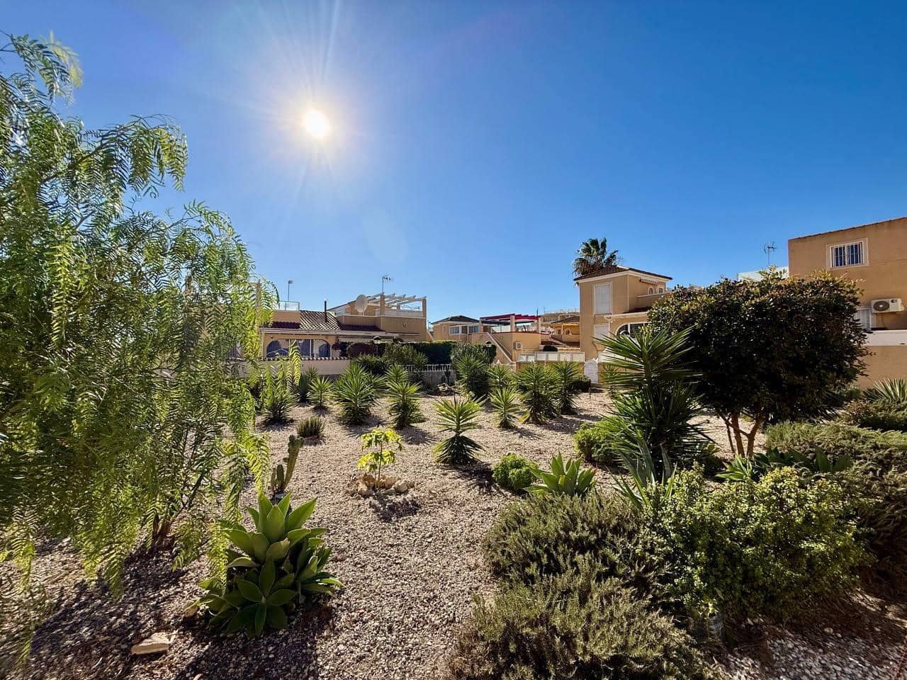 4 camera da letto Villa in vendita in Playa Flamenca con piscina garage - 419.000 € (Rif: 9419757)