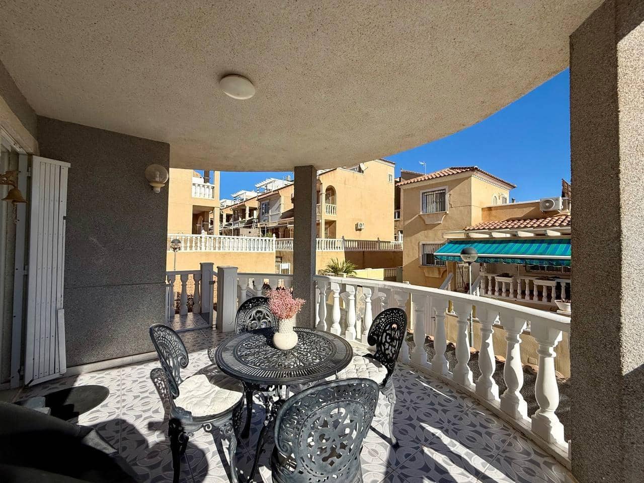 4 camera da letto Villa in vendita in Playa Flamenca con piscina garage - 419.000 € (Rif: 9419757)