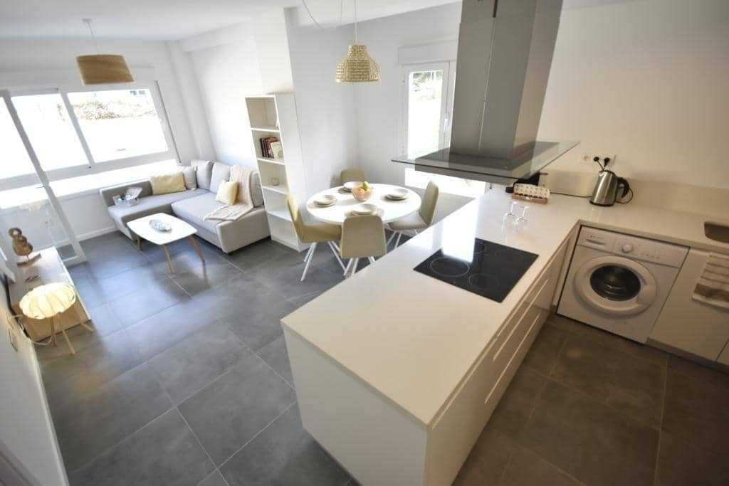 Apartamento de 3 habitaciones en Campoamor en venta con piscina - 209.000 € (Ref: 9419760)