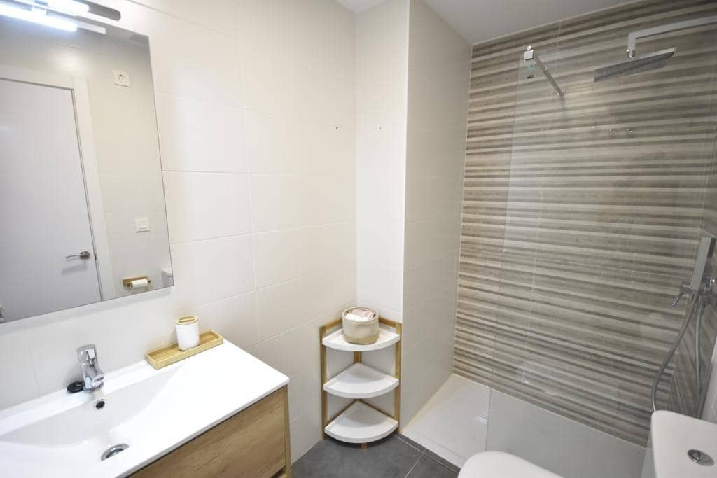 Apartamento de 3 habitaciones en Campoamor en venta con piscina - 209.000 € (Ref: 9419760)