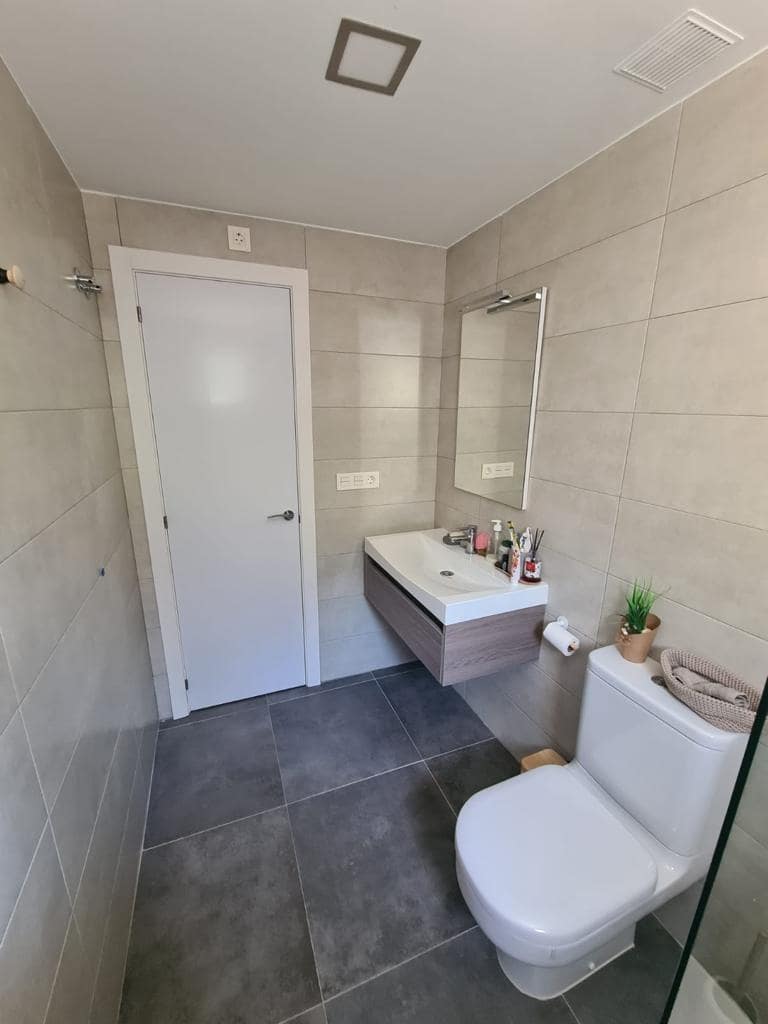 Apartamento de 3 habitaciones en Campoamor en venta con piscina - 209.000 € (Ref: 9419760)