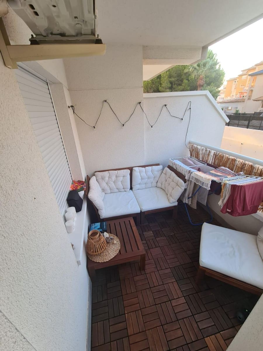 Apartamento de 3 habitaciones en Campoamor en venta con piscina - 209.000 € (Ref: 9419760)