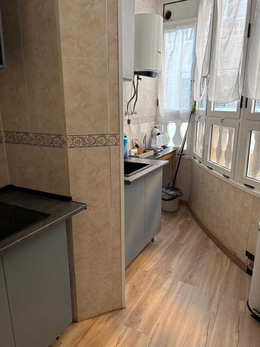 2 slaapkamer Appartement te koop in Torrevieja - € 126.000 (Ref: 9422429)