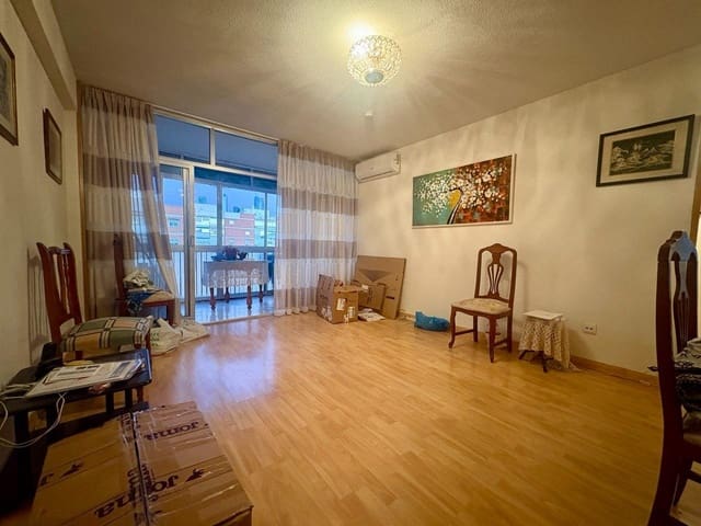 3 bedroom Penthouse for sale in Pilar, Madrid city - € 470,000 (Ref: 9422430)