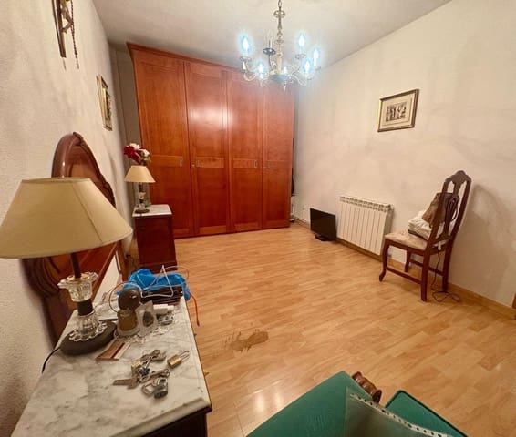 3 bedroom Penthouse for sale in Pilar, Madrid city - € 470,000 (Ref: 9422430)