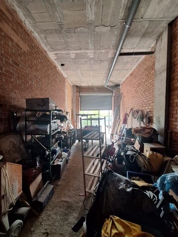 Commercial for sale in Los Montesinos - € 72,000 (Ref: 9422431)