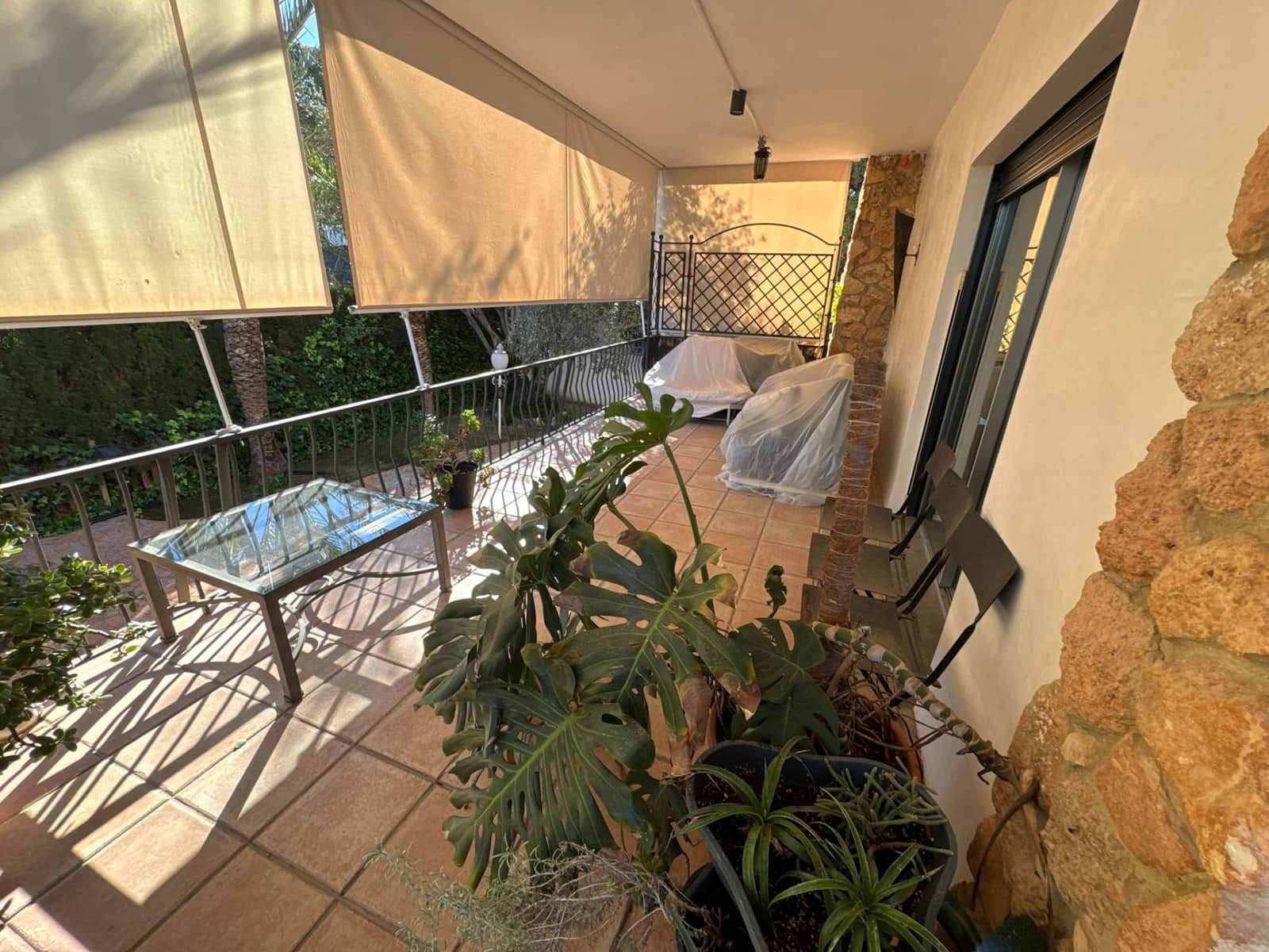 Chalet de 13 habitaciones en Riba-roja de Túria en venta con piscina garaje - 930.000 € (Ref: 9425773)