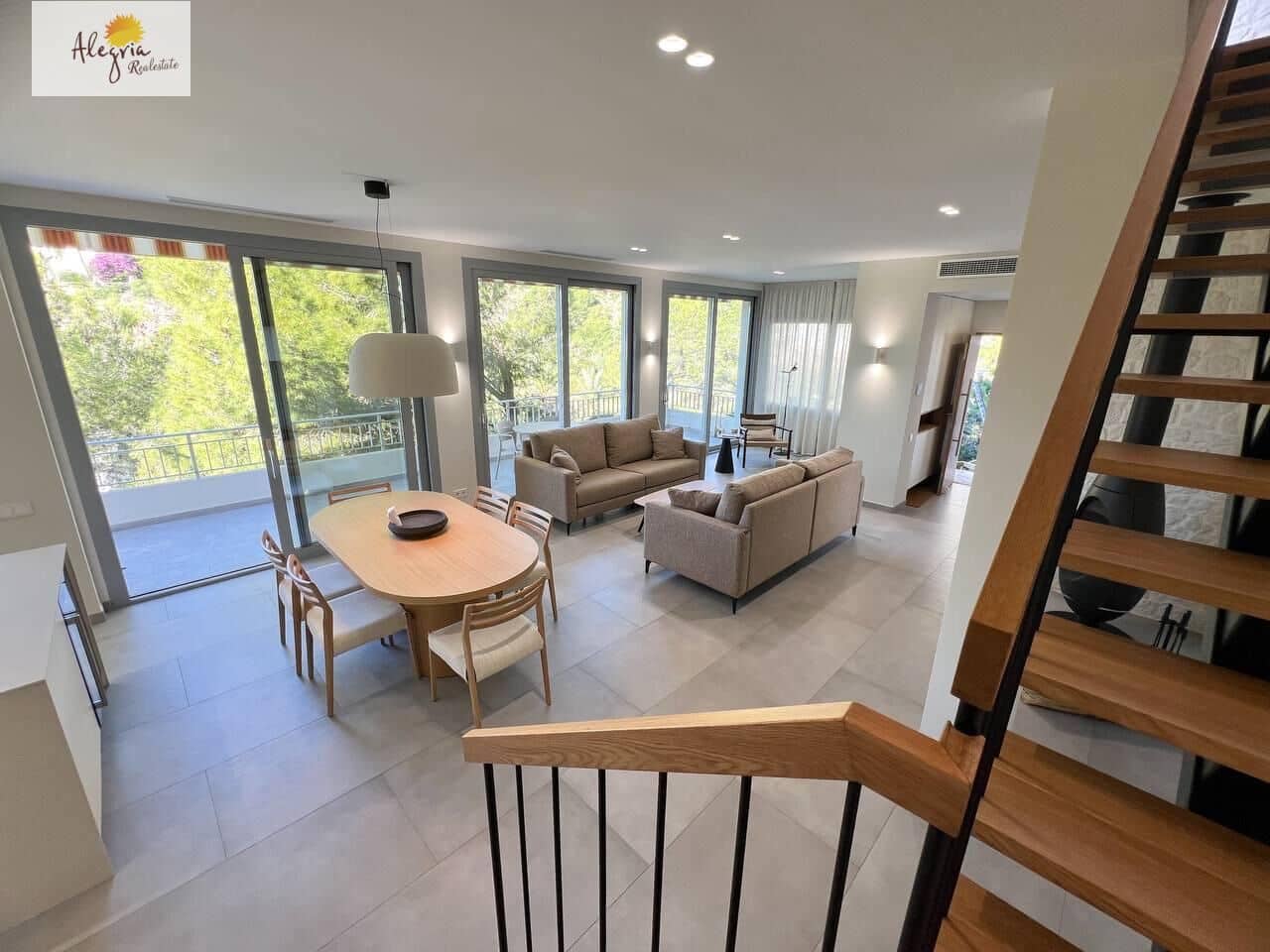 5 bedroom Villa for sale in Cullera with pool garage - € 1,300,000 (Ref: 9425774)