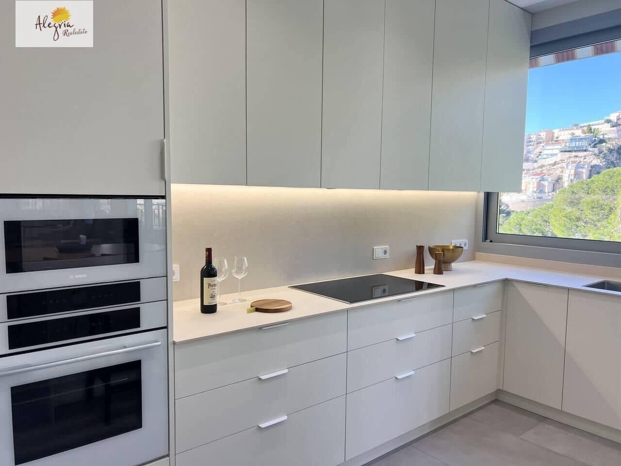 5 bedroom Villa for sale in Cullera with pool garage - € 1,300,000 (Ref: 9425774)