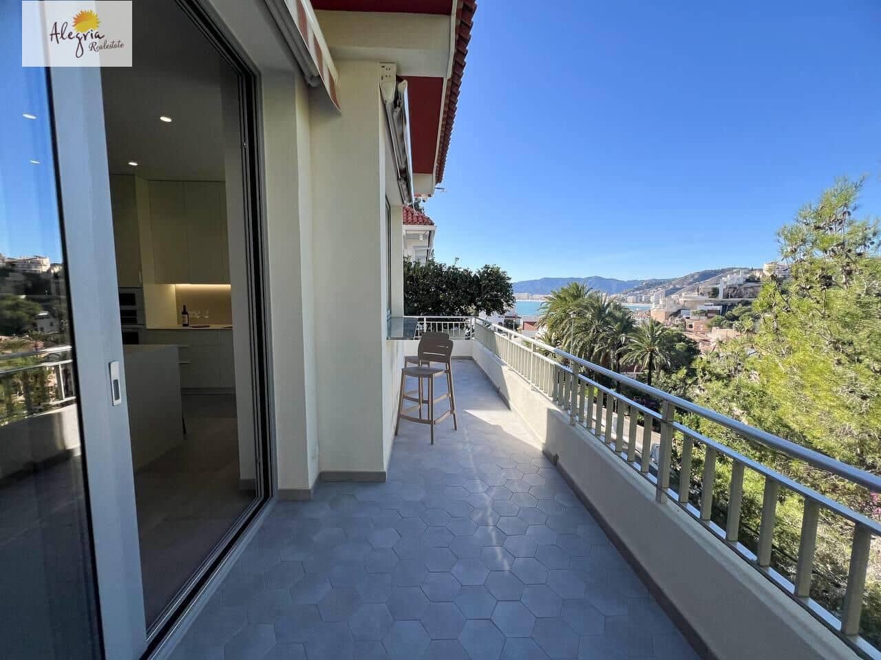 5 bedroom Villa for sale in Cullera with pool garage - € 1,300,000 (Ref: 9425774)