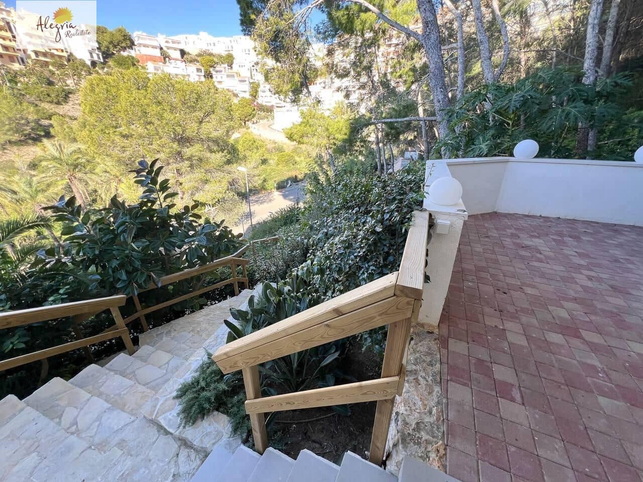 5 bedroom Villa for sale in Cullera with pool garage - € 1,300,000 (Ref: 9425774)