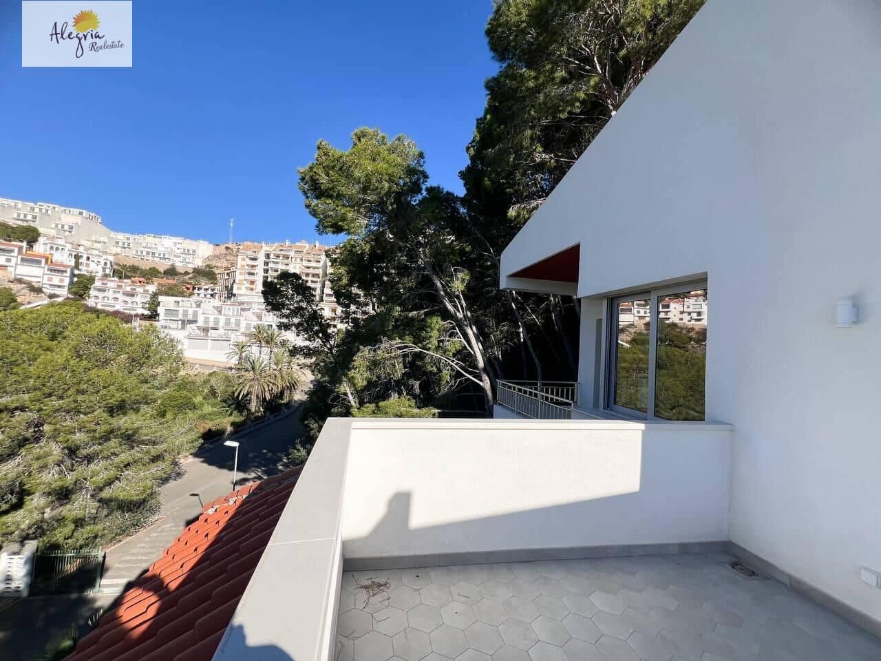 5 bedroom Villa for sale in Cullera with pool garage - € 1,300,000 (Ref: 9425774)