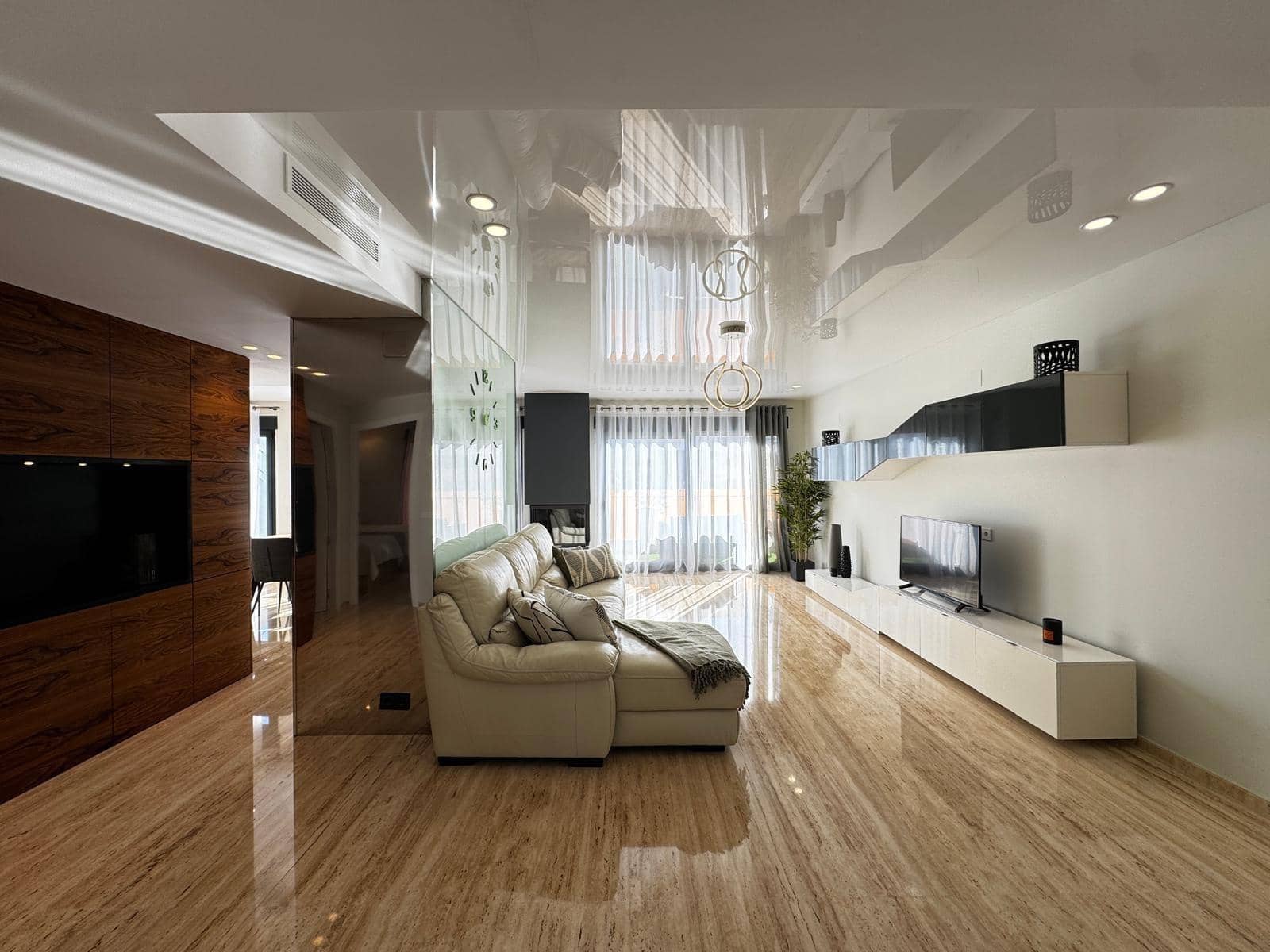 4 soverom Penthouse til salgs i Torrevieja med svømmebasseng - € 529 900 (Ref: 9427215)