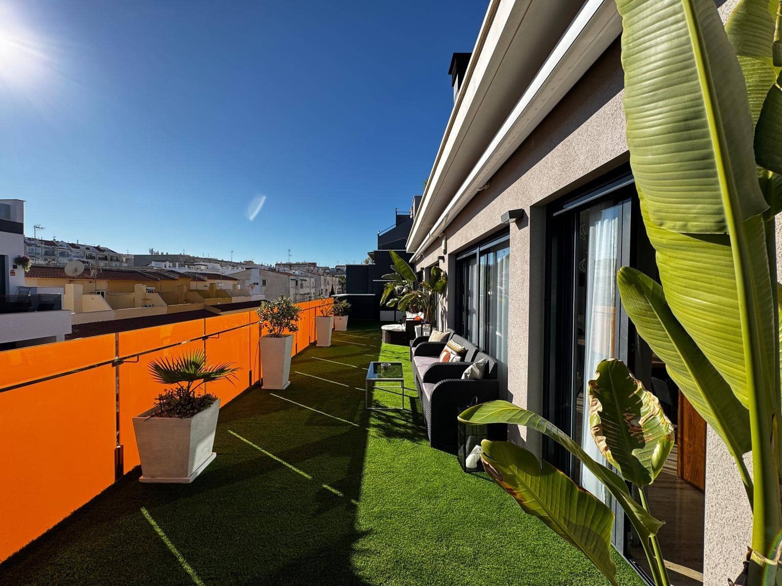 4 soverom Penthouse til salgs i Torrevieja med svømmebasseng - € 529 900 (Ref: 9427215)